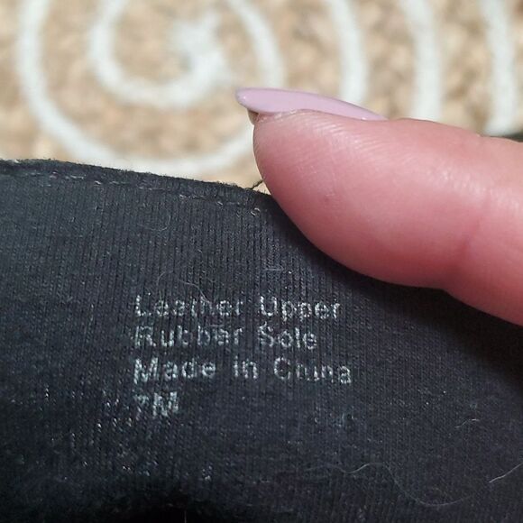 Splendid leather lace front booties- Army green, size 7 - Picture 6 of 6